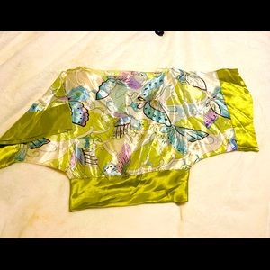 🦋GLAM MADDEM BUTTERFLY CROP BLOUSE 🪲